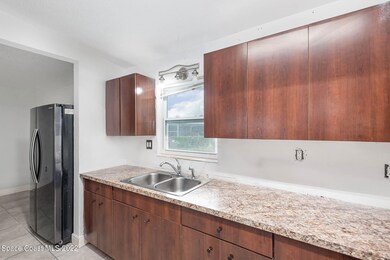 1040 Avon Place, Cocoa, FL 32922 - photo 4