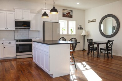 115 4th Ave SW, Choteau, MT 59422 - photo 7