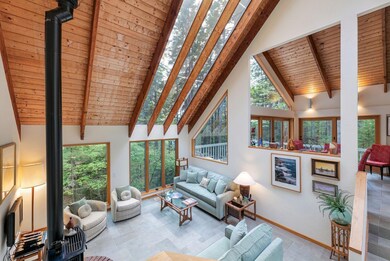 W8-ME2245-07 - 17 School House Ledge - D
