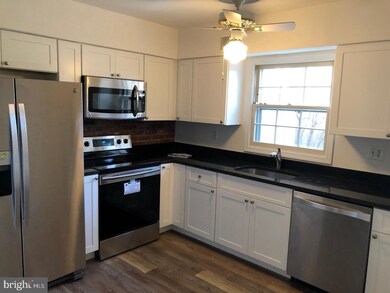 5914 Kingsford Rd unit 354, Springfield, VA 22152 - photo 3