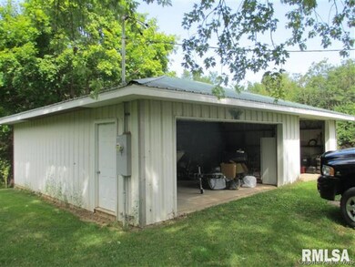 1711 Mount Zion Rd, Jacksonville, IL 62650 - photo 4