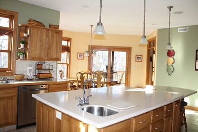 2003 Featherstone Dr, Duluth, MN 55803 - photo 5