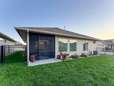 744 N Thornton Ct, Wichita, KS 67235 - photo 4