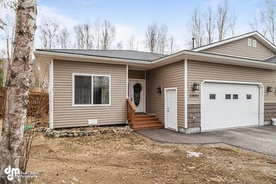 Exterior Front 4284-SMALL