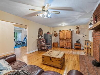 677 E Ivan Rd, Crawfordville, FL 32327 - photo 4