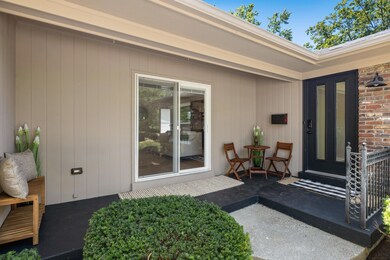 1000 Castleton Way, Lexington, KY 40517 - photo 2