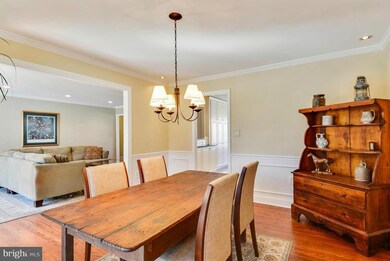 12912 Scarlet Oak Dr, Gaithersburg, MD 20878 - photo 5