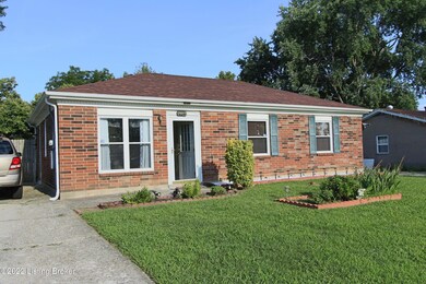 7913 Grenelle Dr, Louisville, KY 40228 - photo 2