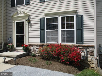 171 Maple Ave unit 8, Coatesville, PA 19320 - photo 2