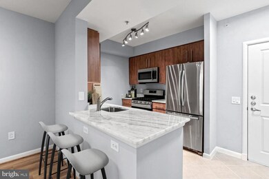 Clarendon 1021 unit 531, Arlington, VA 22201 - photo 7