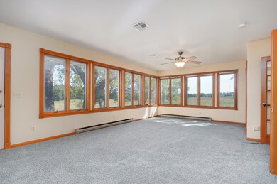 115 Cowan Dr-69