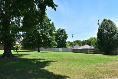 200 Tommye Ave, Tahlequah, OK 74464 - photo 2
