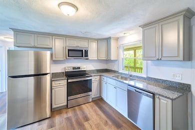 46 Carman St unit 4, Cranston, RI 02910 - photo 5