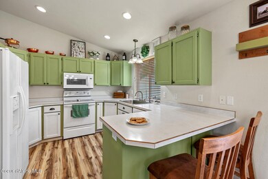 9433NReedRd-7