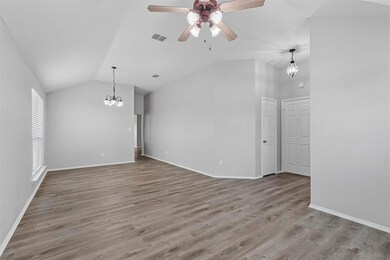 3013 Saunter Ln, Granbury, TX 76049 - photo 3