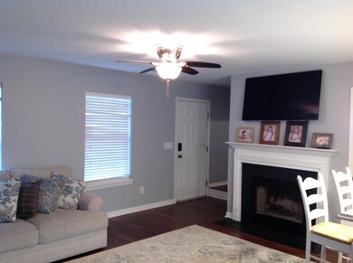 237 tpl family room 3