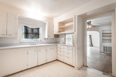 21 Kitchen