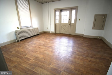128 1ST FLOOR W Main St, New Holland, PA 17557 - photo 2