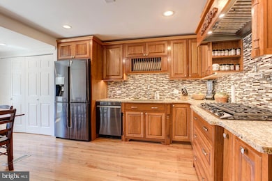 1053 Genine Dr, Glen Burnie, MD 21060 - photo 7