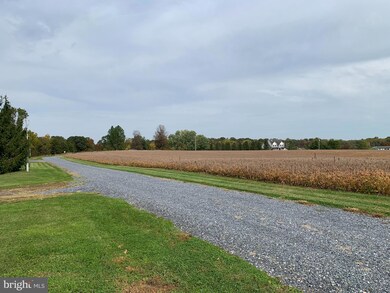 521 Sachs Rd unit 2, Gettysburg, PA 17325 - photo 2