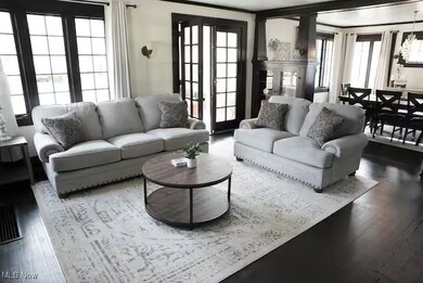 24 Swan St, Geneva, OH 44041 - photo 2