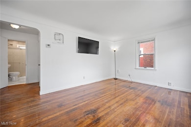 26230 Oriole Ave, Euclid, OH 44132 - photo 4