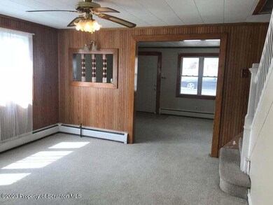 208 Whitmore Ave, Mayfield, PA 18433 - photo 2