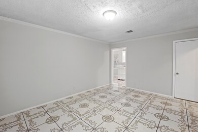 7421 Claiborne St, Houston, TX 77016 - photo 5