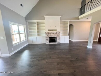 1132 Pebble View Dr, Byhalia, MS 38611 - photo 4