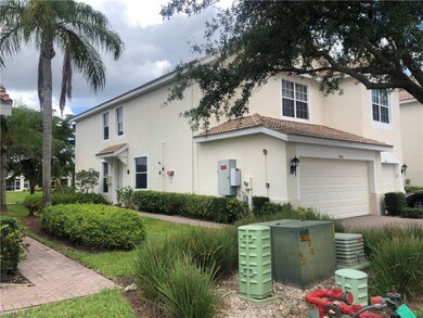 984 Hampton Cir, Naples, FL 34105 - photo 2