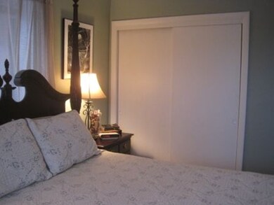 10 Riverside St unit 2-1, Watertown, MA 02472 - photo 4