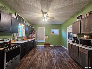 707 9th Ave, Durant, IA 52747 - photo 4