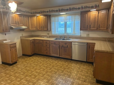 8475 State Route 29, de Graff, OH 43318 - photo 5