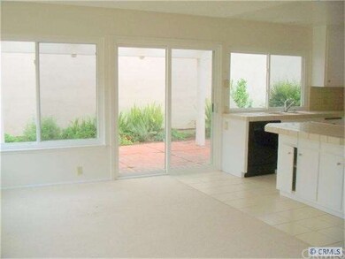 Kitchen/family room!