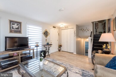 8303 Falcon Point St, Laurel, MD 20708 - photo 5