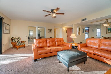 Great rm towrds entry