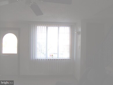 1062 Oakwood Dr, Glenolden, PA 19036 - photo 2