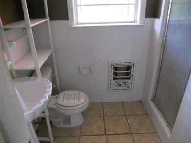 Master Bath/Spa.