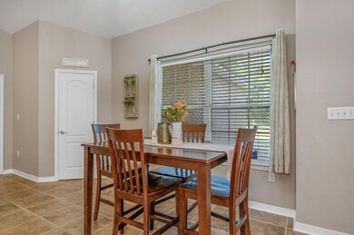 6-web-or-mls-103 Winchester Way-11
