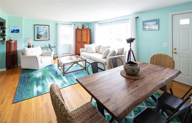 73 Sea View Ave, Wakefield, RI 02879 - photo 6