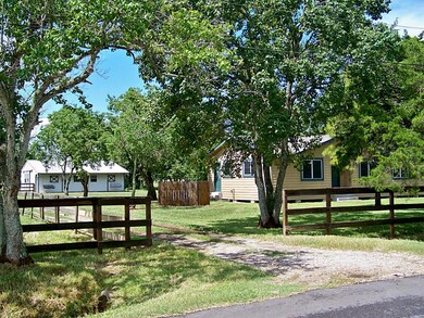 2130 County Road 163, Alvin, TX 77511 - photo 3