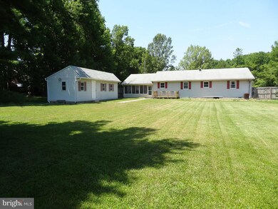 209 Maryland Rd, Stevensville, MD 21666 - photo 2