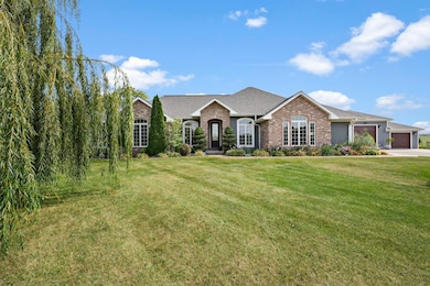 1679 Marian Ct, Mineral Point, WI 53565 - photo 3