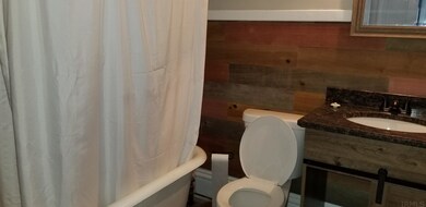 209 S 2nd St unit B, Elkhart, IN 46516 - photo 3