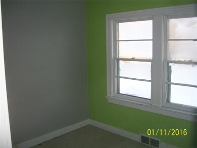 512 E 20th St S, Newton, IA 50208 - photo 7