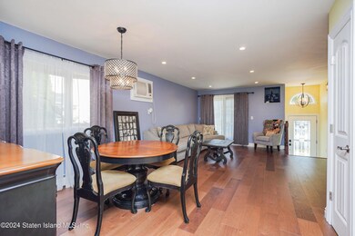 24 Heinz Ave, Staten Island, NY 10308 - photo 7