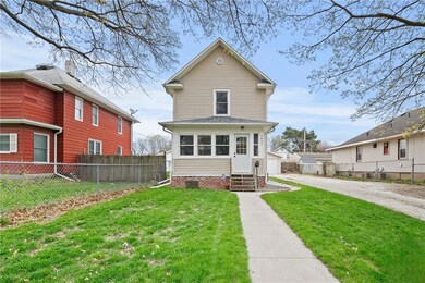 3807 5th Ave, Des Moines, IA 50313 - photo 2