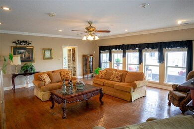 This Spacious Den Is 24x21 Has Hardwood Floors And