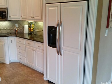 CUSTOMIZED REFRIGERATOR DOORS