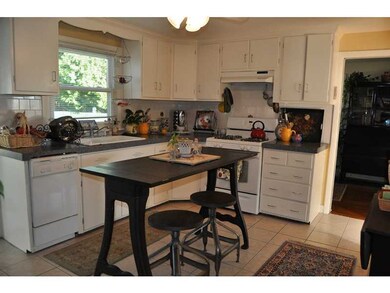 919 Bullocks Point Ave, Riverside, RI 02915 - photo 6